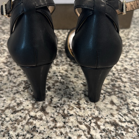 Giani Bernini Black Heeled Sandals - Picture 2 of 6